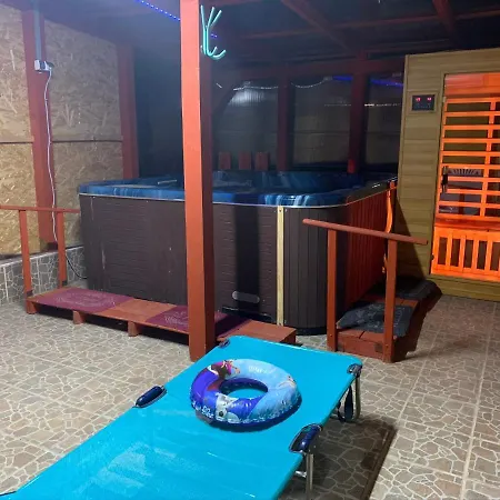 Ferenc Wellnes アパート