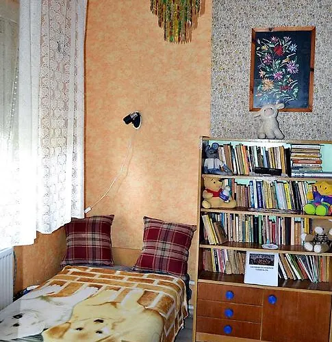 Ferenc Wellnes Lägenhet Csajág